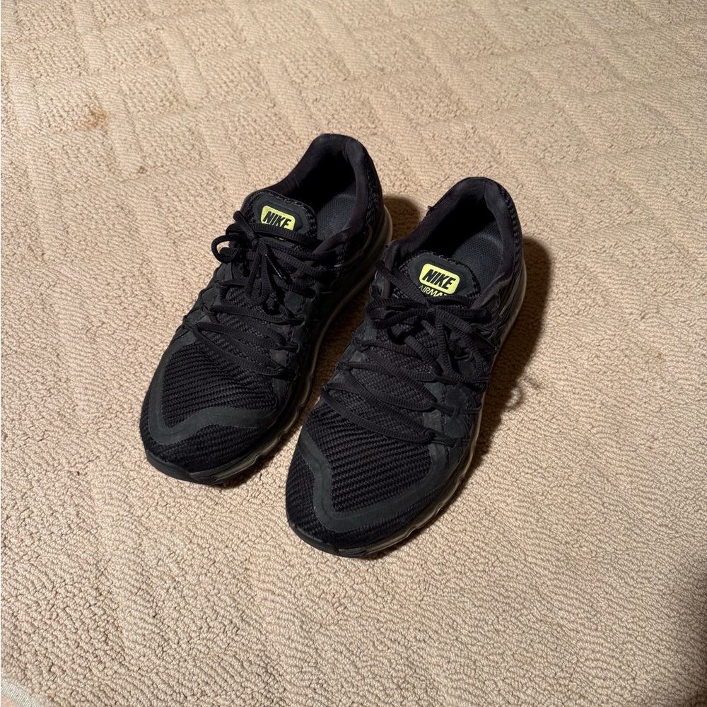 Nike Dark Gray Athletic Shoes
